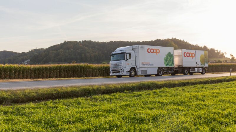 Coop Schweiz: Zetes liefert 23.500 mobile Computer für den Einsatz in der Filiale