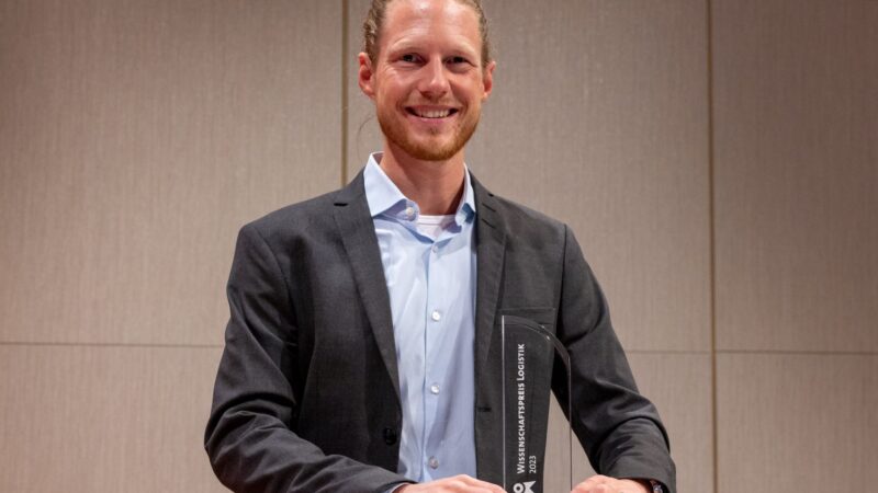 Dr.-Ing. Mirko Kück mit dem Wissenschaftspreis Logistik 2023 ausgezeichnet
