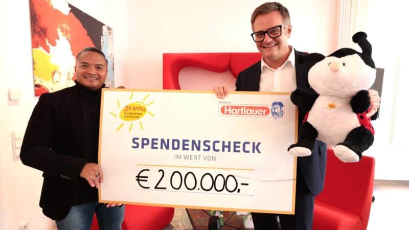 Hartlauer unterstützt St. Anna Kinderkrebsforschung mit großzügiger Spende von 200.000 Euro