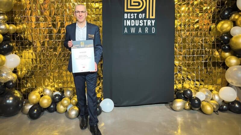 Best of Industry Award 2023: Hochautomatisiertes Fashion Retrofit-Projekt ausgezeichnet