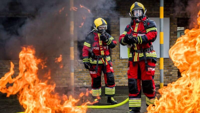 Die Bedeutung von hochwertiger Schutzkleidung in der Feuerwehr 